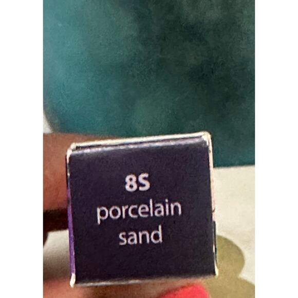 Tarte NIB Maracuja Creaseless Concealer Full Size Hydrating - Porcelain Sand 8S - Picture 2 of 4